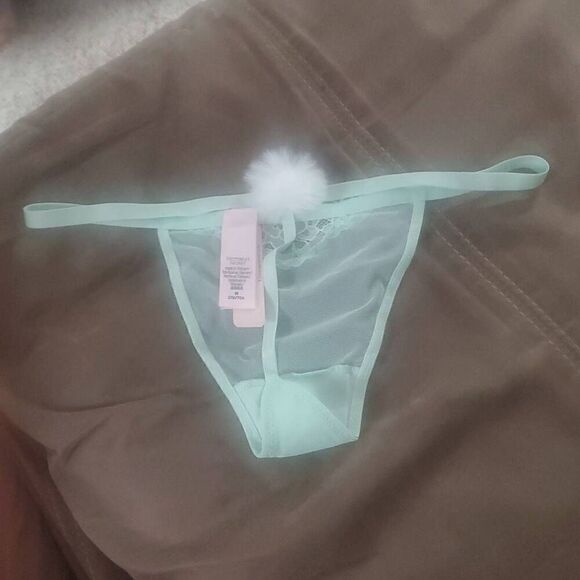 NWT VICTORIA SECRET FLYAWAY LACE BABY DOLL SET - Picture 9 of 9